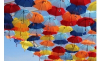 <b>共享雨伞项目宣布获得了融资：这是叫板单车、充电宝的雨伞吗？</b>