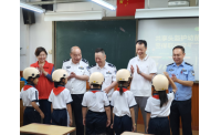平安产险天津分公司： 政企联动启动“校园共享头盔”试点项目